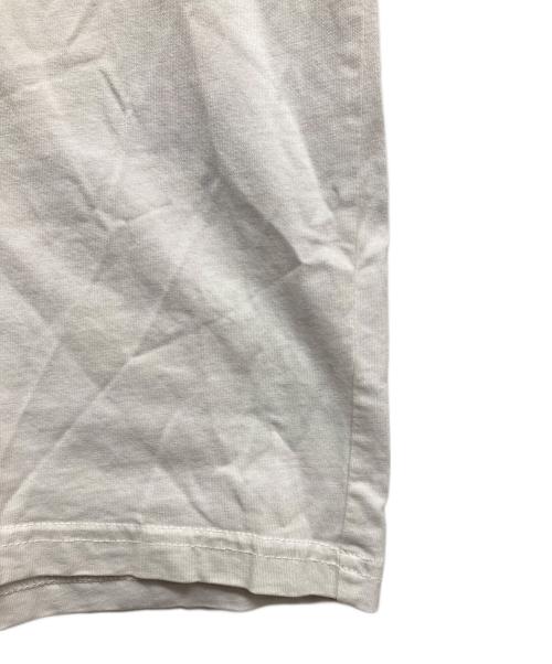 FRED PERRY（フレッドペリー）FRED PERRY (フレッドペリー) Tシャツ ホワイト サイズ:Mの古着・服飾アイテム