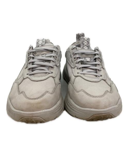 UGG（アグ）UGG (アグ) ローカットスニーカー ホワイト サイズ:23.5の古着・服飾アイテム