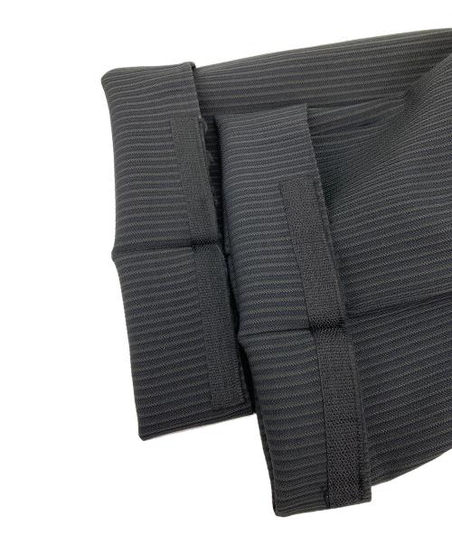 ARMANI COLLEZIONI（アルマーニ コレツィオーニ）ARMANI COLLEZIONI (アルマーニ コレツィオーニ) セットアップスーツ ブラック サイズ:48の古着・服飾アイテム