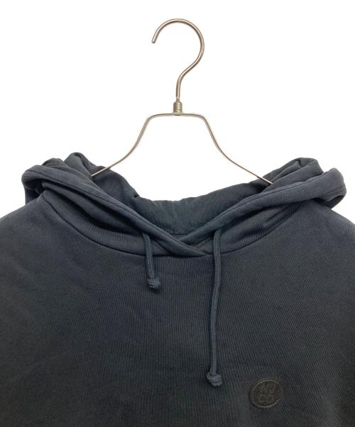 NUDIE JEANS（ヌーディー・ジーンズ）NUDIE JEANS (ヌーディー・ジーンズ) プルオーバーパーカー ブラック サイズ:XLの古着・服飾アイテム