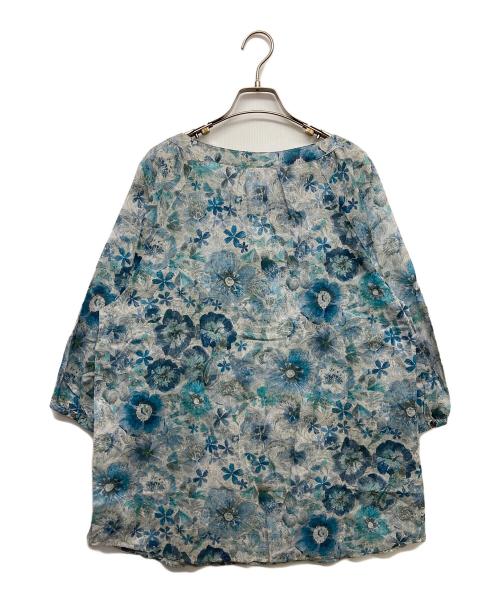 23区（ニジュウサンク）23区 (ニジュウサンク) 7分袖総柄シャツ ブルー サイズ:44の古着・服飾アイテム