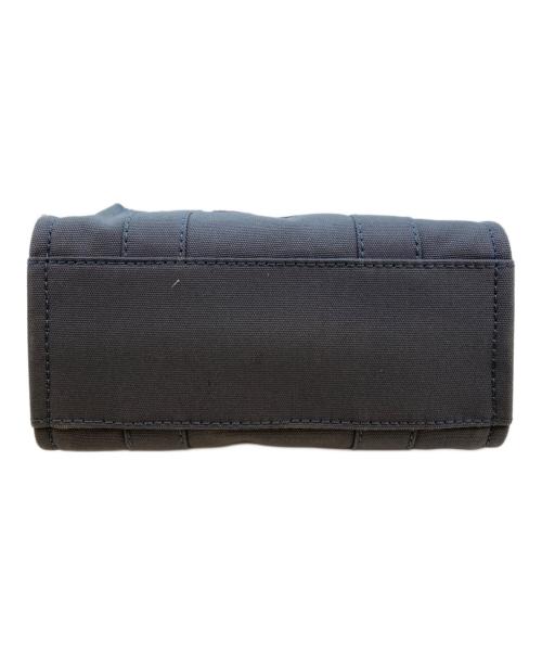 MARC JACOBS（マークジェイコブズ）MARC JACOBS (マークジェイコブス) The Tote Bag Small Traveler Tote ブルーの古着・服飾アイテム