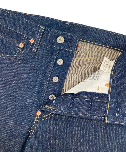 LEVI'S（リーバイス）LEVI'S (リーバイス) 90ｓ701SXXデニムパンツ インディゴ サイズ:W28 L33 未使用品の古着・服飾アイテム