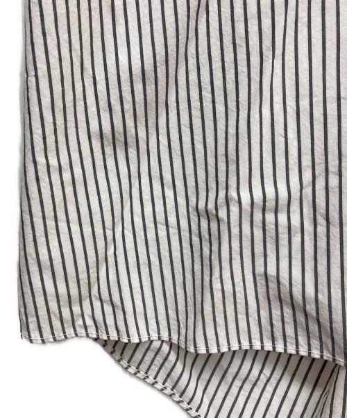 R'IAM（リアム）R'IAM (リアム) ストライプブラウス グレー×ホワイト サイズ:Fの古着・服飾アイテム