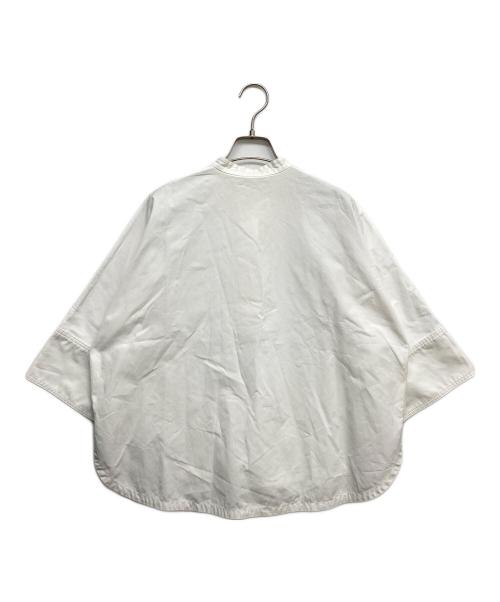 TOMORROW LAND collection（トゥモローランドコレクション）TOMORROW LAND collection (トゥモローランドコレクション) コットンブロード ハーフスリーブプルオーバーシャツ ホワイト サイズ:36の古着・服飾アイテム