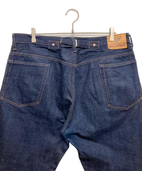 ATLAST & CO（アットラスト）ATLAST & CO (アットラスト) デニムパンツ インディゴ サイズ:W38の古着・服飾アイテム