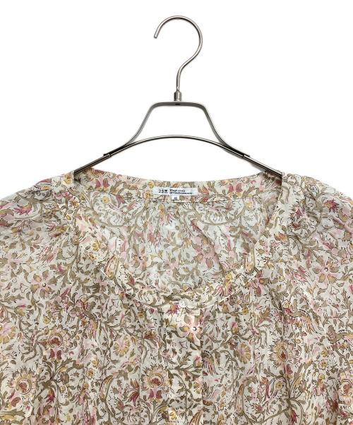23区（ニジュウサンク）23区 (ニジュウサンク) 花柄ブラウス ブラウン サイズ:46の古着・服飾アイテム