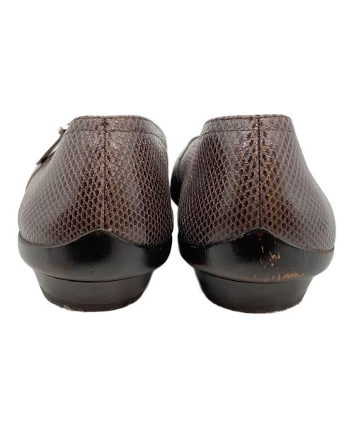 Salvatore Ferragamo（サルヴァトーレ フェラガモ）Salvatore Ferragamo (サルヴァトーレ フェラガモ) フラットパンプス ブラウン サイズ:8 1/2 Cの古着・服飾アイテム