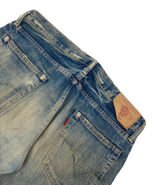 Hysteric Glamour（ヒステリックグラマー）Hysteric Glamour (ヒステリックグラマー) スタッズ HYSTERIC プリント ダメージデニム ブルー サイズ:W32の古着・服飾アイテム