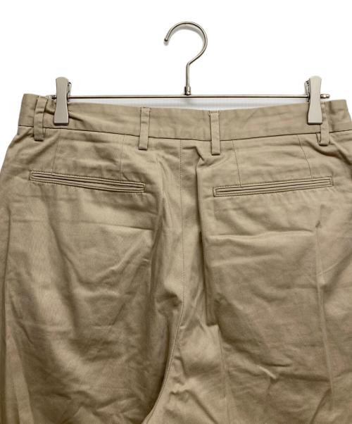 riccardo metha（リカルドメッサ）RICCARDO METHA (リカルドメッサ) 2TUCK SHORTS DRAGON ベージュ サイズ:46の古着・服飾アイテム