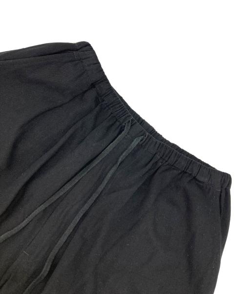 COMOLI（コモリ）COMOLI (コモリ) シルクネップドローストリングパンツ ブラック サイズ:2の古着・服飾アイテム