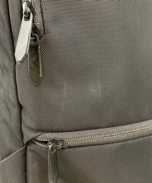 THE NORTH FACE（ザ ノース フェイス）THE NORTH FACE (ザ ノース フェイス) 18L シャトルデイパックスリム ブラックの古着・服飾アイテム