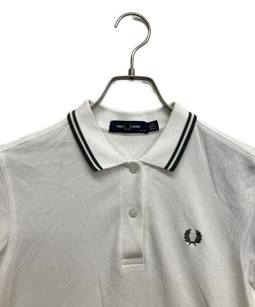 FRED PERRY（フレッドペリー）FRED PERRY (フレッドペリー) ポロシャツ ホワイト サイズ:38の古着・服飾アイテム