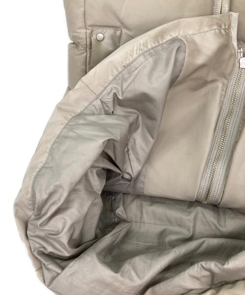 green label relaxing（グリーンレーベルリラクシング）green label relaxing (グリーンレーベルリラクシング) グリーンダウン ハッスイ ロングコート ベージュ サイズ:38の古着・服飾アイテム