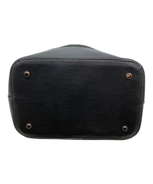 &MyuQ（アンドミューク）&MyuQ (アンドミューク) バケツ型キャンバスショルダーバッグ ブラックの古着・服飾アイテム