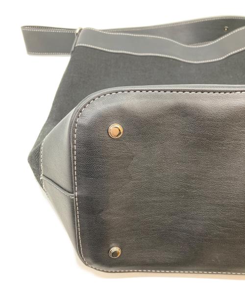 &MyuQ（アンドミューク）&MyuQ (アンドミューク) バケツ型キャンバスショルダーバッグ ブラックの古着・服飾アイテム