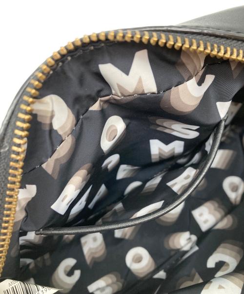MARC JACOBS（マークジェイコブズ）MARC JACOBS (マークジェイコブス) ロゴショルダーバッグ ブラックの古着・服飾アイテム