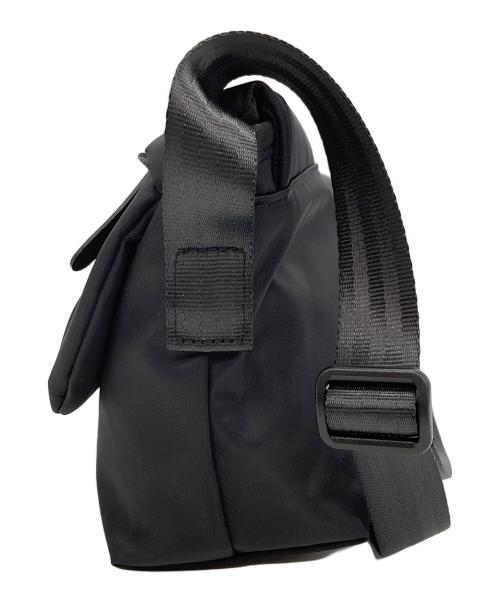 Manhattan Portage BLACK LABEL（マンハッタンポーテージ ブラックレーベル）Manhattan Portage BLACK LABEL (マンハッタンポーテージ ブラックレーベル) ショルダーバッグ ブラックの古着・服飾アイテム