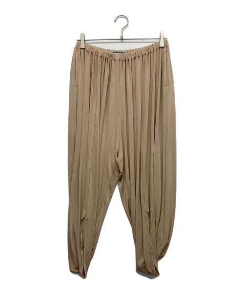 ISSEY MIYAKE（イッセイミヤケ）ISSEY MIYAKE (イッセイミヤケ) サルエルパンツ ベージュ サイズ:3の古着・服飾アイテム
