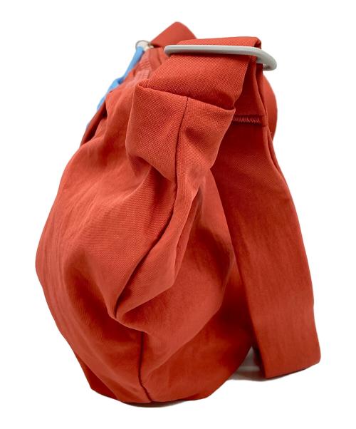 CAMPER（カンペール）CAMPER (カンペール) ナイロンショルダーバッグ レッドの古着・服飾アイテム