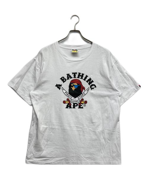 BAPE BY A BATHING APE（ベイプバイアベイシングエイプ）BAPE BY A BATHING APE (ベイプバイアベイシングエイプ) PIRATE STOREプリントTシャツ ネイビー サイズ:XLの古着・服飾アイテム