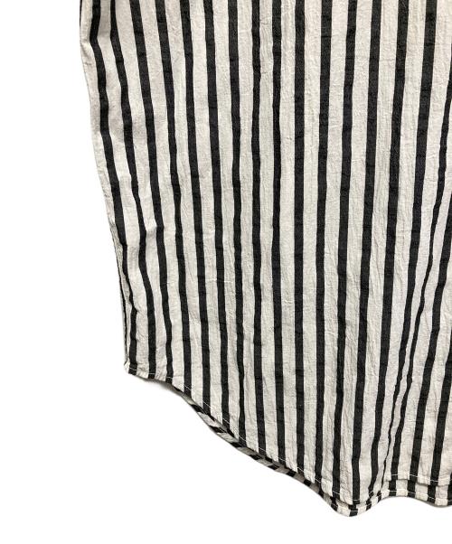 FRAMeWORK（フレームワーク）FRAMeWORK (フレームワーク) LEVIPATA (リーバイパタ) シャツ ホワイト サイズ:無しの古着・服飾アイテム