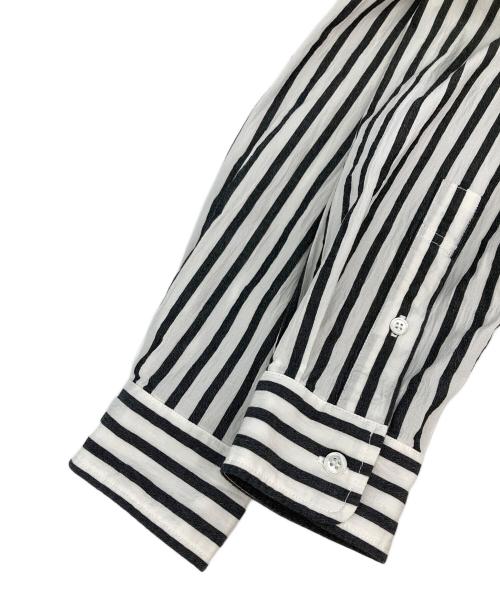 FRAMeWORK（フレームワーク）FRAMeWORK (フレームワーク) LEVIPATA (リーバイパタ) シャツ ホワイト サイズ:無しの古着・服飾アイテム