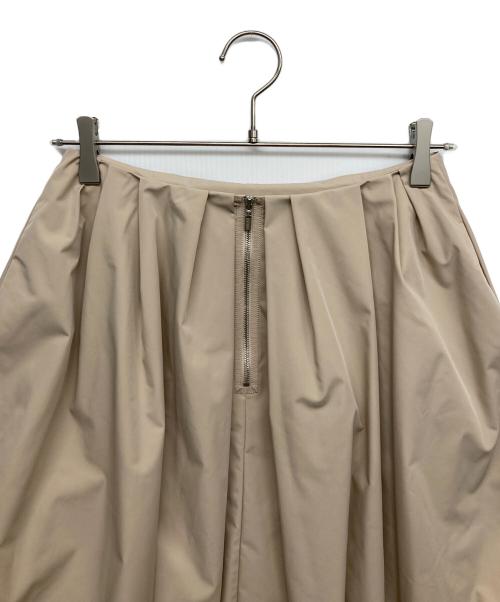 FOXEY NEWYORK（フォクシーニューヨーク）FOXEY NEWYORK (フォクシーニューヨーク) バルーンスカート ベージュ サイズ:40の古着・服飾アイテム