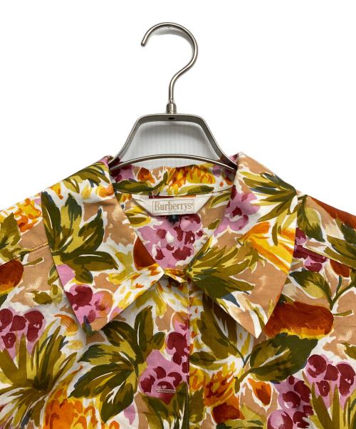 BURBERRY（バーバリー）BURBERRY (バーバリー) 半袖シャツ オレンジ サイズ:9の古着・服飾アイテム