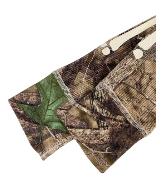 Hanes（ヘインズ）Hanes (ヘインズ) Supreme (シュプリーム) Bones Thermal Crew Camo ブラウン サイズ:Sの古着・服飾アイテム