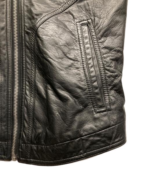 RICK OWENS（リックオウエンス）RICK OWENS (リックオウエンス) ラムレザー シングルライダースジャケット ブラック サイズ:46の古着・服飾アイテム