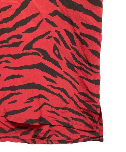 Saint Laurent Paris（サンローランパリ）Saint Laurent Paris (サンローランパリ) ゼブラ柄半袖シャツ レッド サイズ:38の古着・服飾アイテム