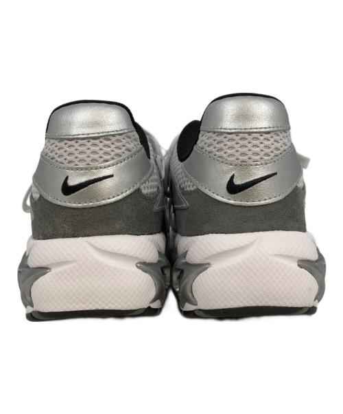 NIKE（ナイキ）NIKE (ナイキ) ウィメンズ ズーム エアファイヤー ホワイト サイズ:25の古着・服飾アイテム