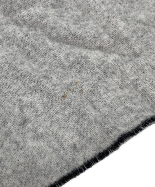 LOEWE（ロエベ）LOEWE (ロエベ) アナグラム バイカラー マフラー ブラックの古着・服飾アイテム