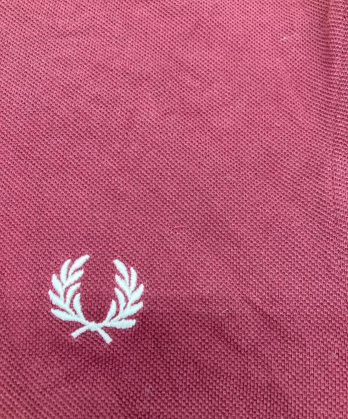 FRED PERRY（フレッドペリー）FRED PERRY (フレッドペリー) ポロシャツ レッド サイズ:Mの古着・服飾アイテム