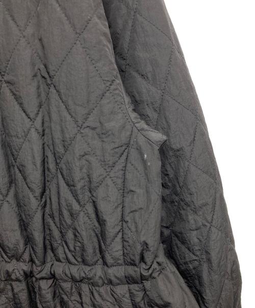 BEARDSLEY（ビアズリー）BEARDSLEY (ビアズリー) バルーン袖キルトコート ブラック サイズ:Fの古着・服飾アイテム