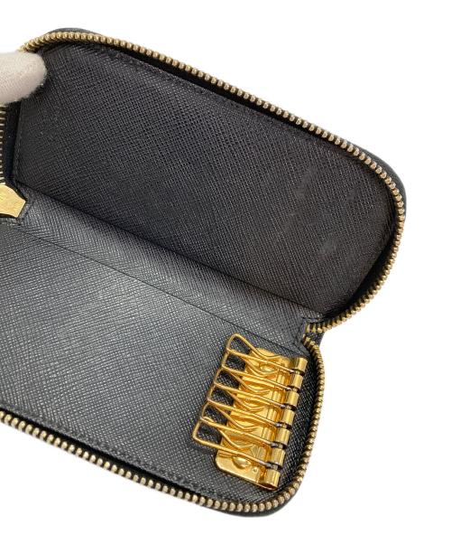 PRADA（プラダ）PRADA (プラダ) 6連キーケース ブラックの古着・服飾アイテム