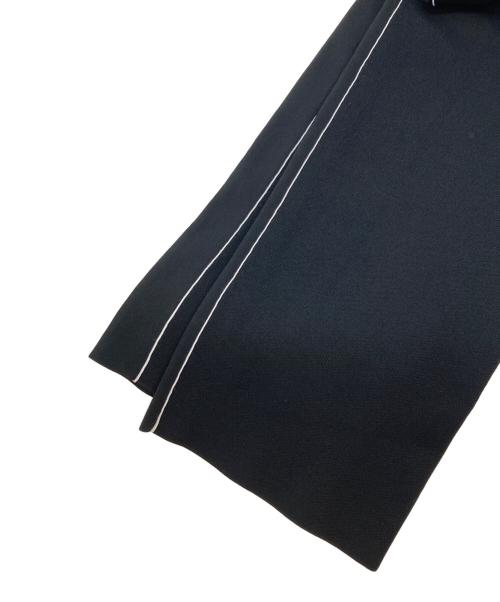 icB（アイシービー）icB (アイシービー) シンセティックダブルフェイス ニットトラックパンツ ブラック サイズ:Ｓの古着・服飾アイテム