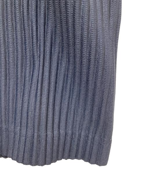 HOMME PLISSE ISSEY MIYAKE（オム プリッセ イッセイ ミヤケ）HOMME PLISSE ISSEY MIYAKE (オム プリッセ イッセイ ミヤケ) プリーツポロシャツ ネイビー サイズ:2の古着・服飾アイテム