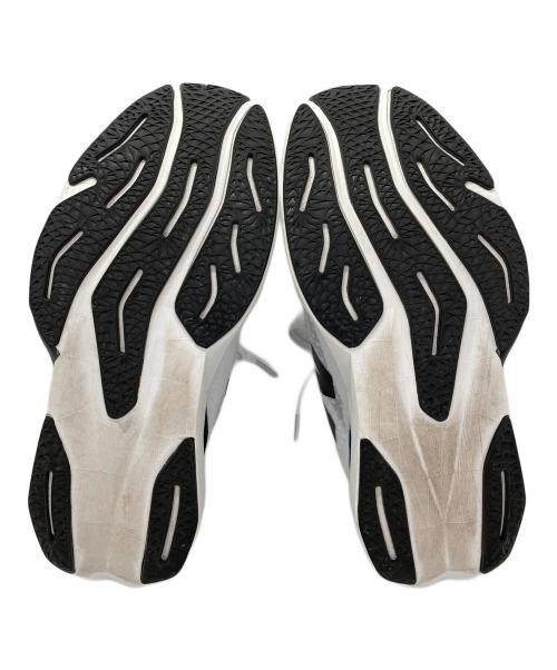 NEW BALANCE（ニューバランス）NEW BALANCE (ニューバランス) FuelCell Rebel V4 ホワイト サイズ:28の古着・服飾アイテム