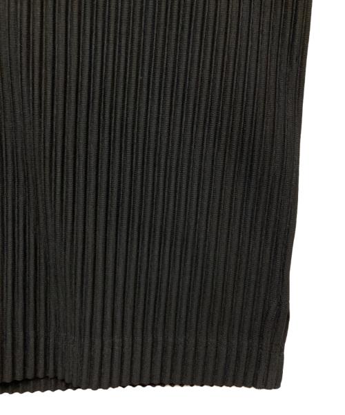 HOMME PLISSE ISSEY MIYAKE（オム プリッセ イッセイ ミヤケ）HOMME PLISSE ISSEY MIYAKE (オム プリッセ イッセイ ミヤケ) プリーツポロシャツ ブラック サイズ:2の古着・服飾アイテム