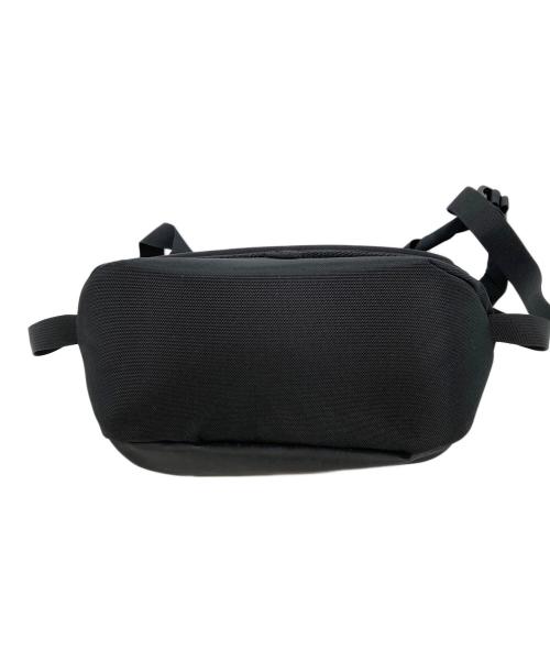 ARC'TERYX（アークテリクス）ARC'TERYX (アークテリクス) ARRO 8 SHOULDER BAG ブラックの古着・服飾アイテム