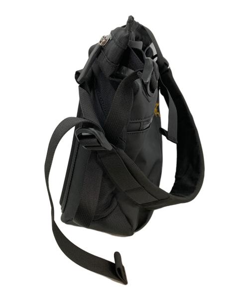 ARC'TERYX（アークテリクス）ARC'TERYX (アークテリクス) ARRO 8 SHOULDER BAG ブラックの古着・服飾アイテム