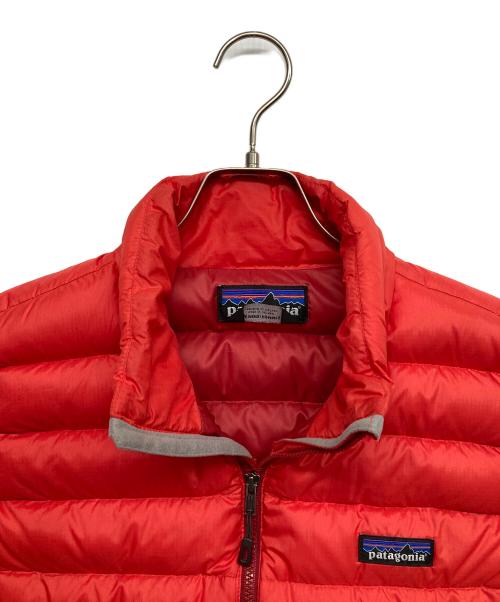Patagonia（パタゴニア）Patagonia (パタゴニア) M's Down Sweater Vest レッド サイズ:Mの古着・服飾アイテム