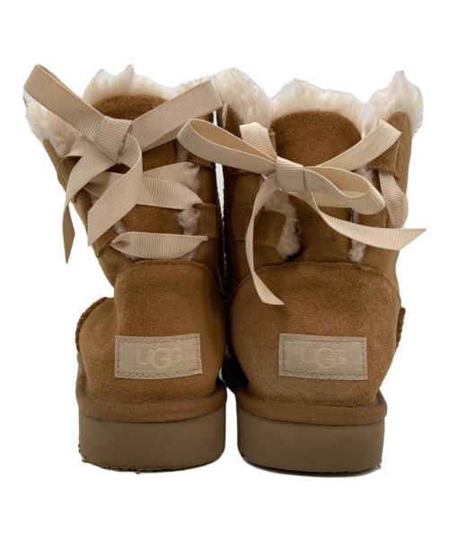 UGG（アグ）UGG (アグ) MINI CONTINUITY BOW ベージュ サイズ:23の古着・服飾アイテム