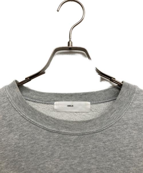TOGA ARCHIVES（トーガアーカイブス）TOGA ARCHIVES (トーガアーカイブス) Print logo sweat グレー サイズ:44の古着・服飾アイテム