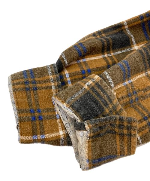 Rebuild by Needles（リビルドバイニードルス）Rebuild by Needles (リビルドバイニードルス) 再構築シャツ ベージュ サイズ:記載無の古着・服飾アイテム