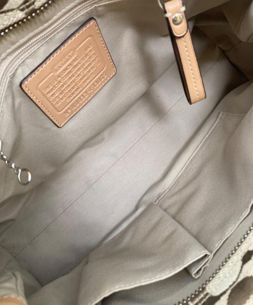 COACH（コーチ）COACH (コーチ) シグネイチャーハンドバッグ ベージュの古着・服飾アイテム