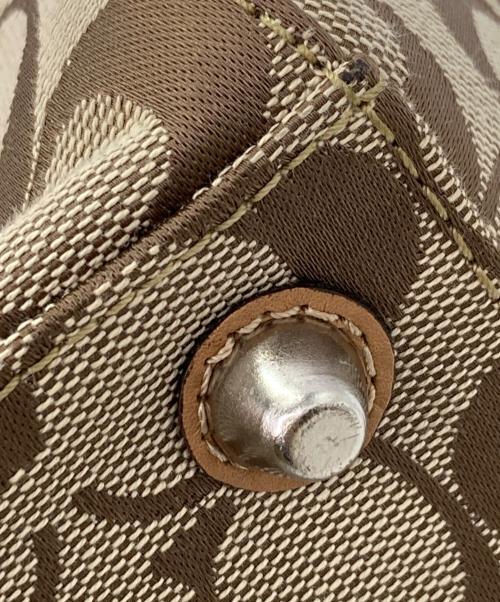 COACH（コーチ）COACH (コーチ) シグネイチャーハンドバッグ ベージュの古着・服飾アイテム