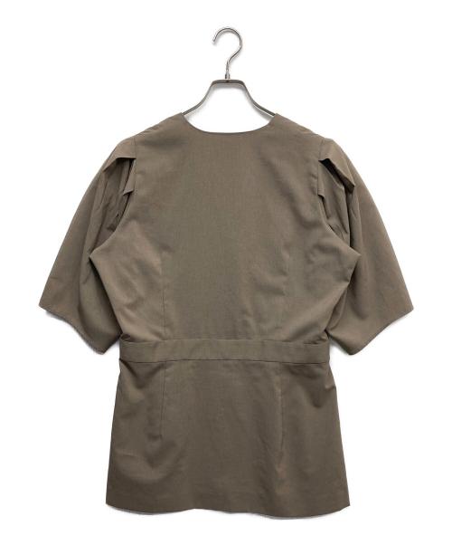 RIM.ARK（リムアーク）RIM.ARK (リムアーク) JK like v neck SH トップス ベージュ サイズ:38の古着・服飾アイテム